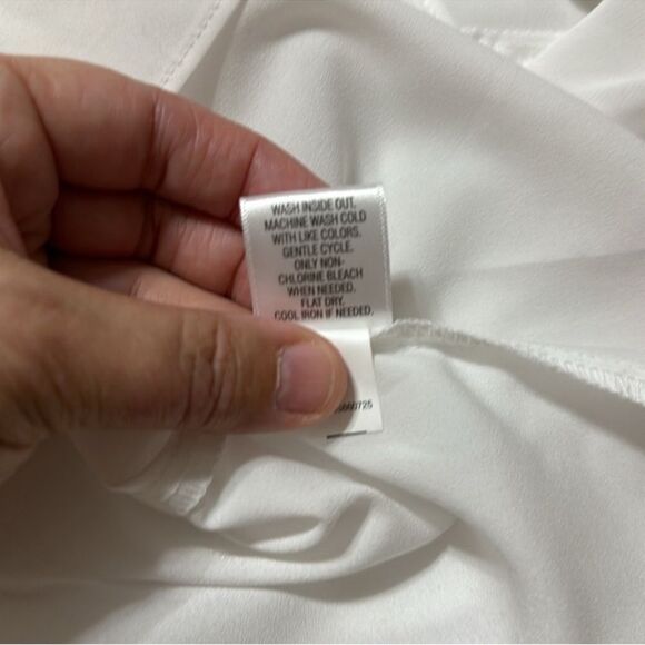 DB M White Sheer Split Back Lightweight Polyester Short Sleeve Top - Picture 12 of 12